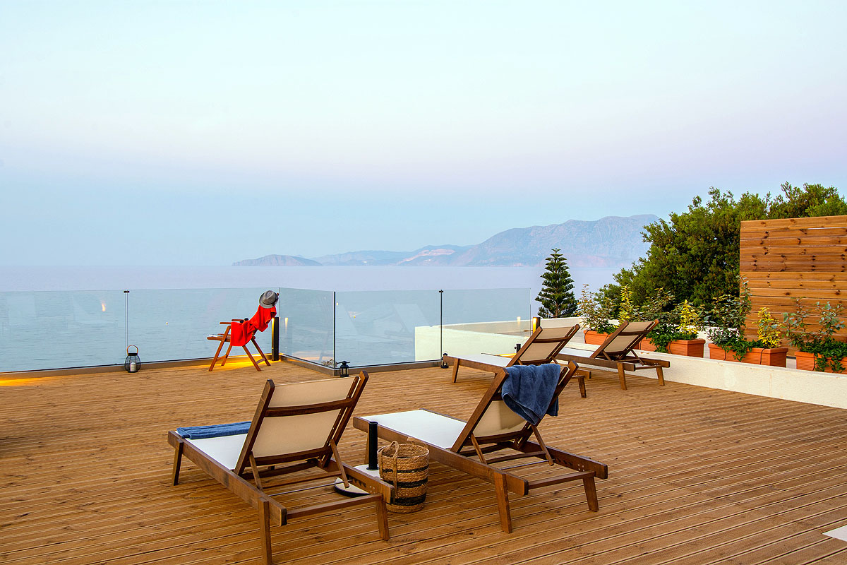 Beachfront Villa Phi